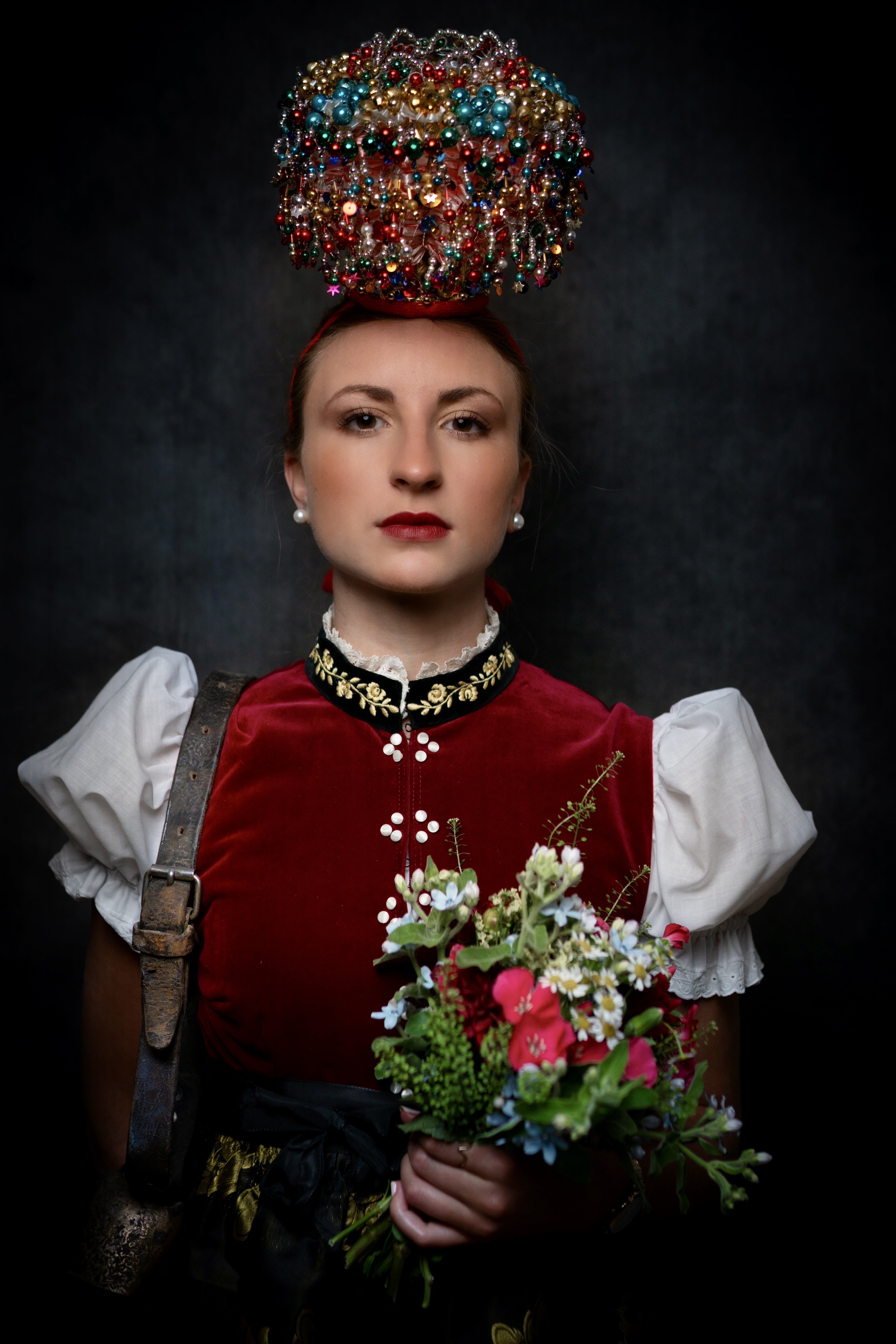 Porträt Schwarzwaldmädchen in Tracht